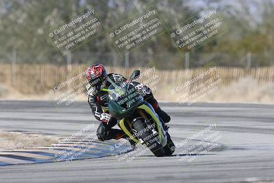 media/Dec-01-2025-Moto Forza (Mon) [[2daa91e15f]]/3-Beginner Group/Session 3 (Turn 3)/